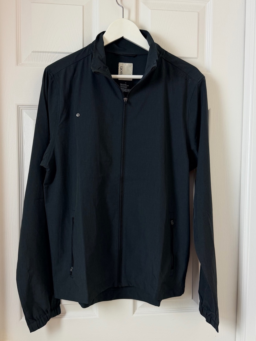 Vuori Venture Track Jacket Dark Gray Size Medium Branded (Verizon)